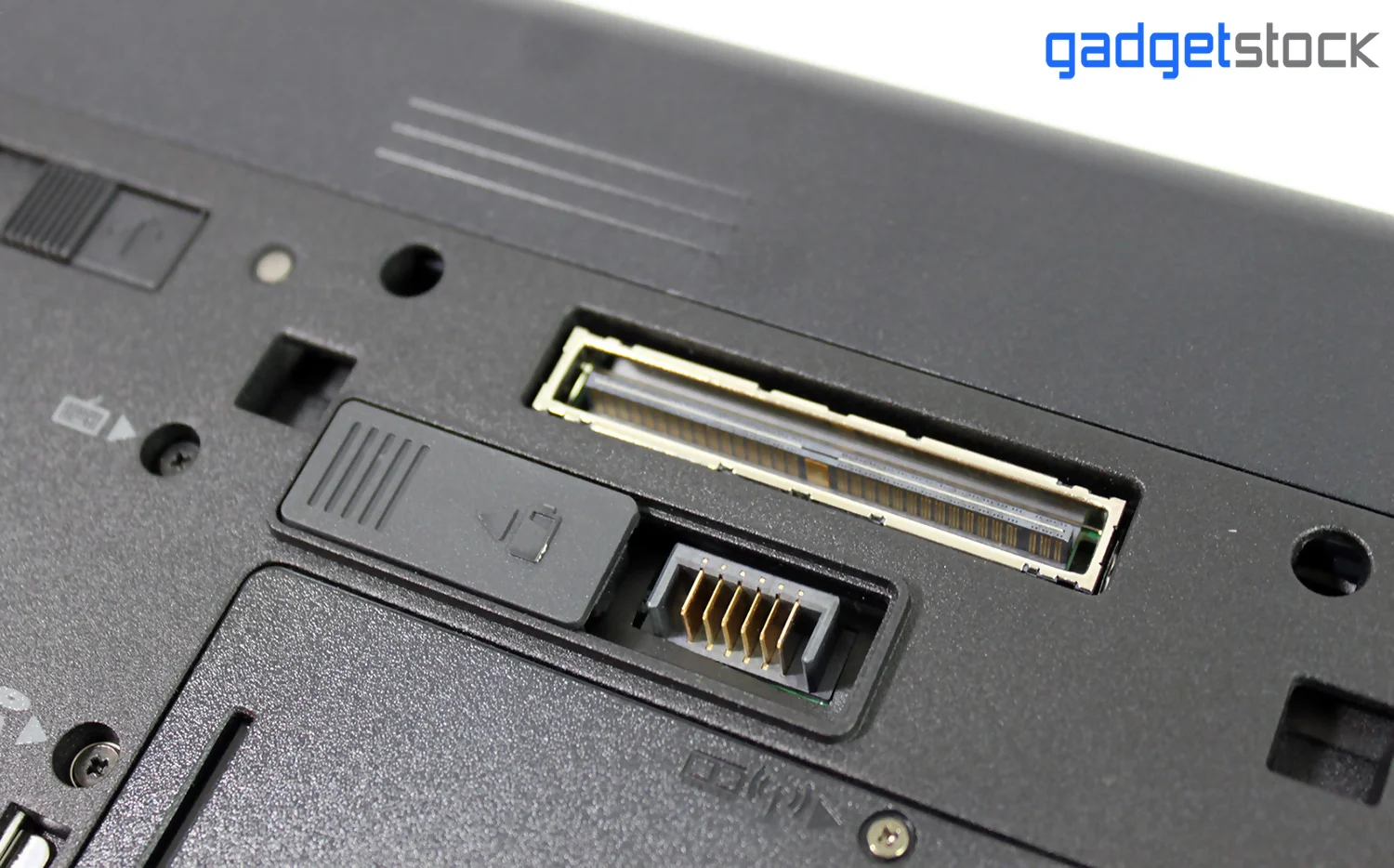 پورت Docking Station Port لپ تاپ استوك hp 8740w